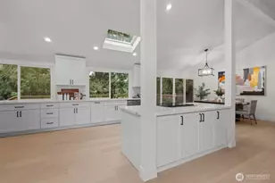 1044 145th Pl NE, Bellevue, WA 98007 - Photo 11