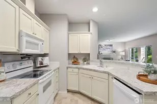 2147 Hammond Ave, DuPont, WA 98327 - Photo 13