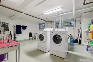 408 Bellevue Ave E, Seattle, WA 98102 - Photo 27