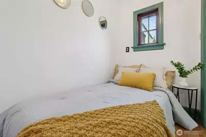 408 Bellevue Avenue E #206, Seattle, WA 98102 - Photo 11