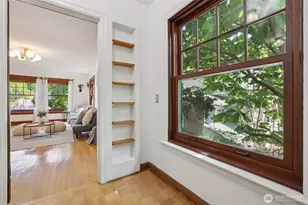 408 Bellevue Ave E, Seattle, WA 98102 - Photo 9