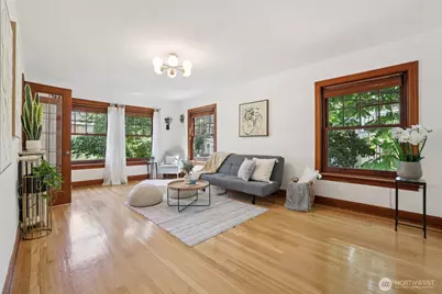 408 Bellevue Avenue E #206, Seattle, WA 98102 - Photo 1