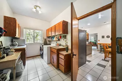 19328 Widme Street NE, Poulsbo, WA 98370 - Photo 15