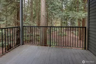 14605 NE 81st St, Redmond, WA 98052 - Photo 27