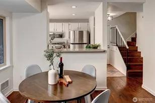 14605 NE 81st St, Redmond, WA 98052 - Photo 9