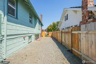 1726 Baker Ave, Everett, WA 98201 - Photo 33