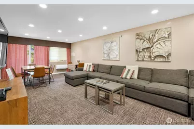 275 W Roy Street #319, Seattle, WA 98119 - Photo 25