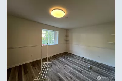 9525 S 221st Place, Kent, WA 98031 - Photo 15