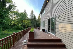 9525 S 221st Pl, Kent, WA 98031 - Photo 21