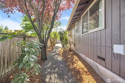 1229 SW 146th Street, Seahurst, WA 98166 - Photo 31