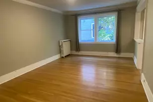 4725 15th Ave NE, Seattle, WA 98105 - Photo 3