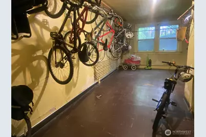 4725 15th Avenue NE #14, Seattle, WA 98105 - Photo 11