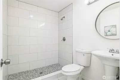 15421 10th Avenue SW, Burien, WA 98166 - Photo 9