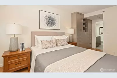 121 Vine Street #703, Seattle, WA 98121 - Photo 15