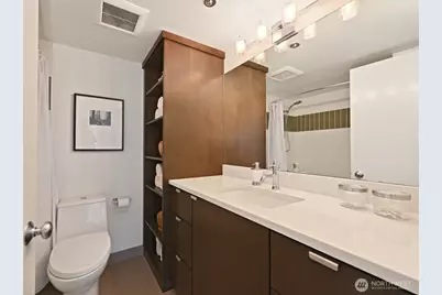 121 Vine Street #703, Seattle, WA 98121 - Photo 19