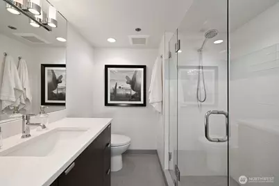 121 Vine Street #703, Seattle, WA 98121 - Photo 17