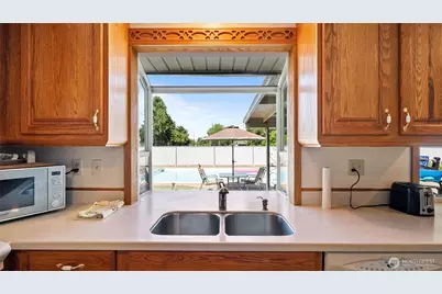 1314 S Division Street, Walla Walla, WA 99362 - Photo 11