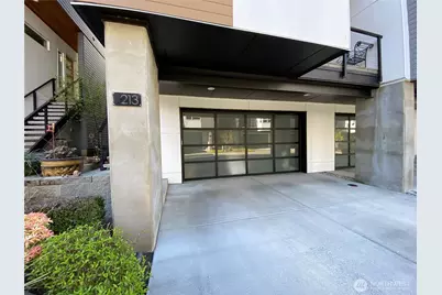 213 4th Court S, Kirkland, WA 98033 - Photo 3