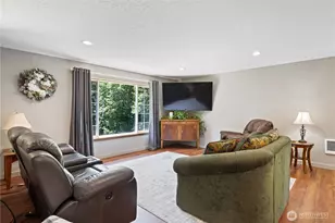 175 Beemon Dr, Longview, WA 98632 - Photo 3