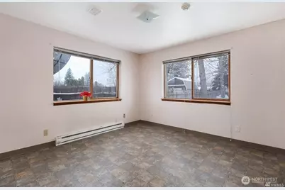 715 Locust Street, Omak, WA 98841 - Photo 13