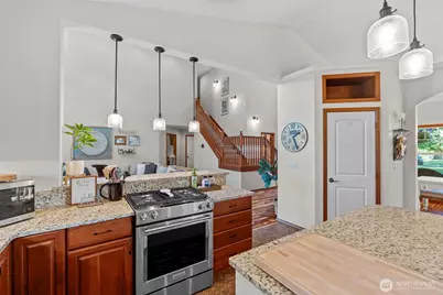 19838 Bear View Lane SW, Rochester, WA 98579 - Photo 13