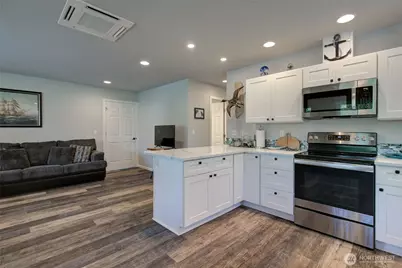 163 Wishkah Street SW, Ocean Shores, WA 98569 - Photo 11