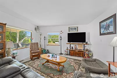 5793 Fruitland Valley Road, Fruitland, WA 99129 - Photo 9