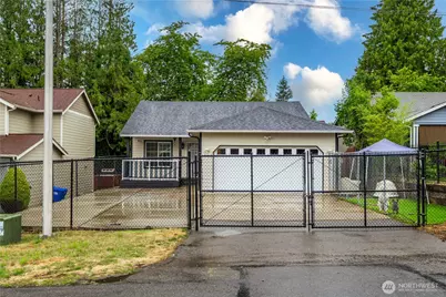 401 107th Street S, Tacoma, WA 98444 - Photo 31