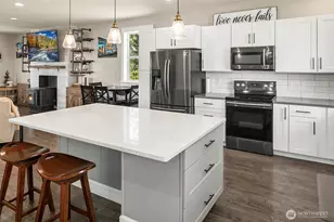 411 W Alaska Ave, Roslyn, WA 98941 - Photo 3