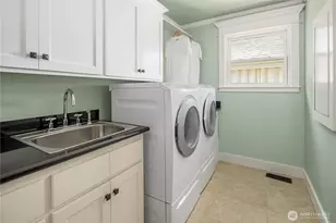 1423 37th Ave, Seattle, WA 98122 - Photo 25