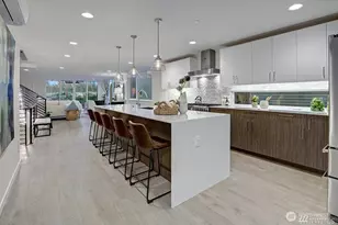 8707 116th Ave NE, Kirkland, WA 98033 - Photo 3