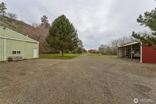 1025 Orchard St, Waitsburg, WA 99361 - Photo 33