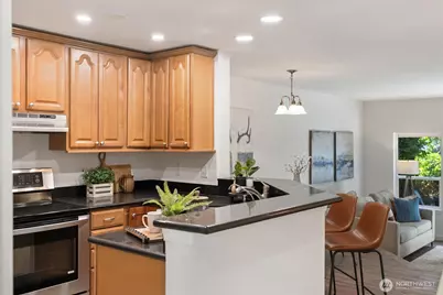 4330 W Lake Sammamish Parkway SE #G114, Issaquah, WA 98027 - Photo 5