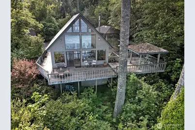 662 E Stadium Beach Road E, Grapeview, WA 98546 - Photo 3