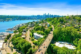 2565 Dexter Ave N, Seattle, WA 98109 - Photo 33