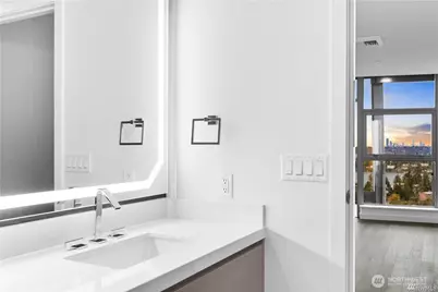 188 Bellevue Way NE #1907, Bellevue, WA 98004 - Photo 19