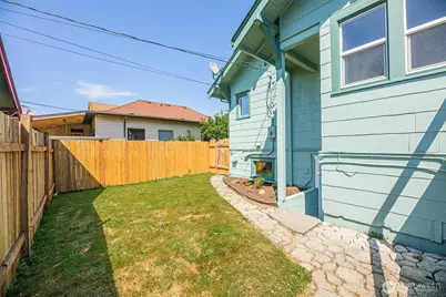 1726 Baker Avenue, Everett, WA 98201 - Photo 37