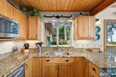 441 Bay Center Road, Bay Center, WA 98586 - Photo 7