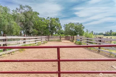 19627 Road A NE, Soap Lake, WA 98851 - Photo 27