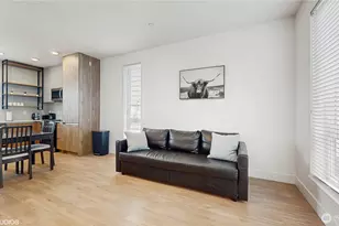 1300 E Remington Ct, Seattle, WA 98122 - Photo 5