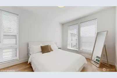 1300 E Remington Court #A, Seattle, WA 98122 - Photo 13