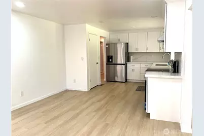 12602 Military Road E, Puyallup, WA 98374 - Photo 3