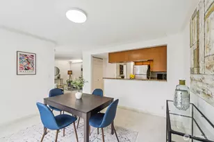 10004 100th Ave NE, Kirkland, WA 98034 - Photo 5