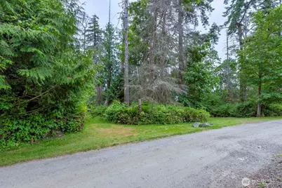 20818 President Point Road NE, Kingston, WA 98346 - Photo 33