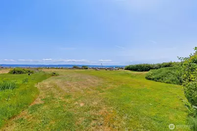 20818 President Point Road NE, Kingston, WA 98346 - Photo 9