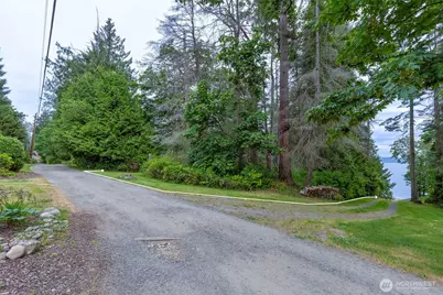 20818 President Point Road NE, Kingston, WA 98346 - Photo 29