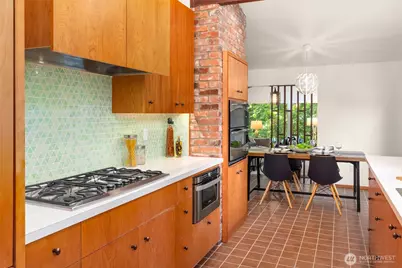 14460 NE 16th Place, Bellevue, WA 98007 - Photo 11