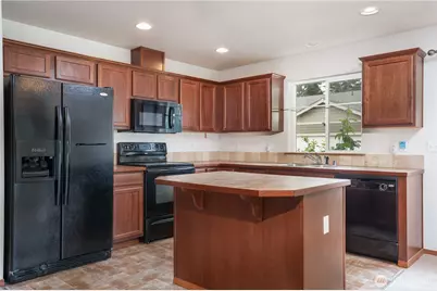 20614 6th Avenue Ct E, Spanaway, WA 98387 - Photo 9