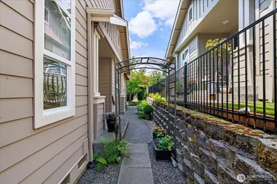 13720 231st Lane NE, Redmond, WA 98053 - Photo 5