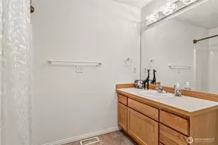 8221 53rd Ave W, Mukilteo, WA 98275 - Photo 31